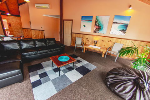 Esperance Foreshore Apartments - Surfers Gold Coast 21