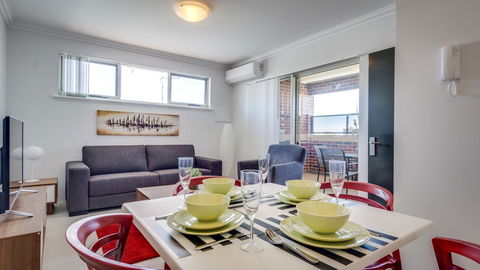 VIP Stays - McMillan - Surfers Gold Coast 42