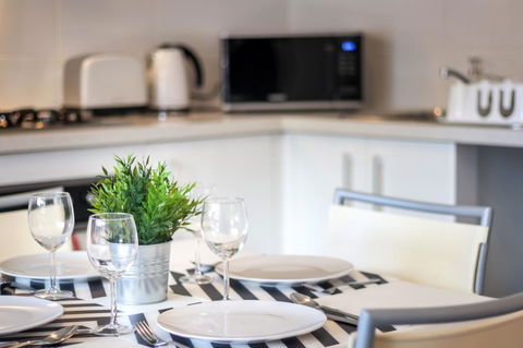 VIP Stays - McMillan - Surfers Gold Coast 33