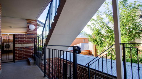 VIP Stays - McMillan - Surfers Gold Coast 38