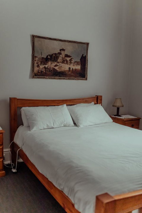 Bluebird Cottage - Surfers Gold Coast 6