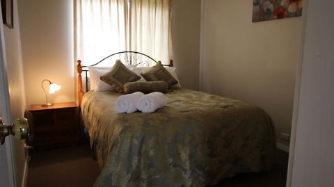 Daisy Cottage - Surfers Gold Coast 21