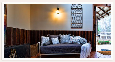 Oak Tree Barn Bridgetown - Surfers Gold Coast 10