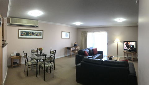 Caesia Bay Village - Surfers Gold Coast 4