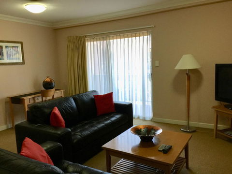 Caesia Bay Village - Surfers Gold Coast 10