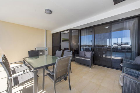 Dolphin Quay Apartments - Surfers Gold Coast 26