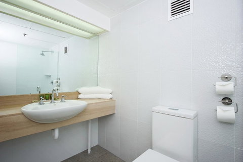 Best Western Plus Hotel Lord Forrest - Surfers Gold Coast 12