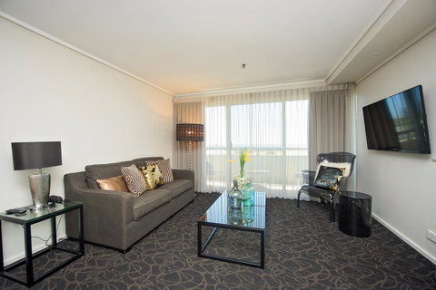 Best Western Plus Hotel Lord Forrest - Surfers Gold Coast 11