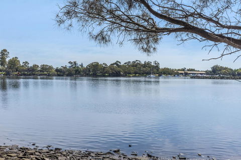 Ascot Quays Apartment 102 - Surfers Gold Coast 6