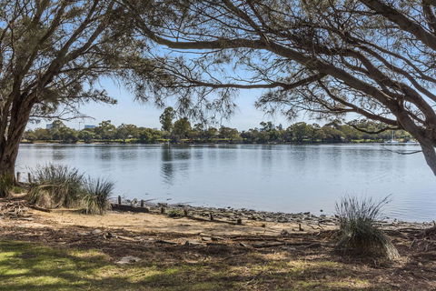 Ascot Quays Apartment 102 - Surfers Gold Coast 1