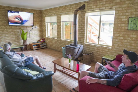 Lancelin Lodge - Surfers Gold Coast 4