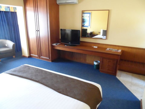 Clifton Motel & Grittleton Lodge - Surfers Gold Coast 22