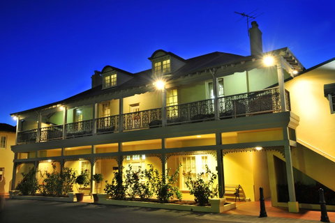 Clifton Motel & Grittleton Lodge - Surfers Gold Coast 0