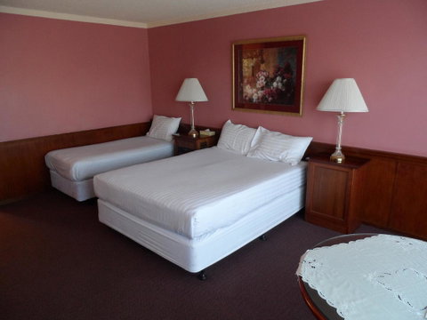 Clifton Motel & Grittleton Lodge - Surfers Gold Coast 16