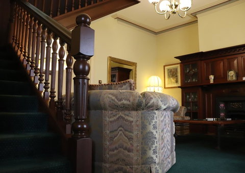 Clifton Motel & Grittleton Lodge - Surfers Gold Coast 4