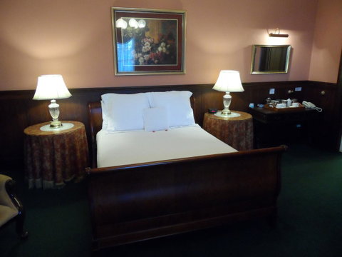 Clifton Motel & Grittleton Lodge - Surfers Gold Coast 30