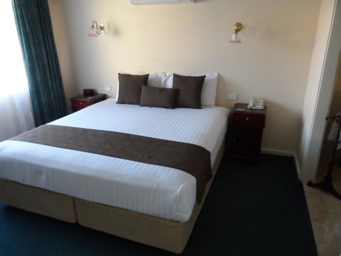 Clifton Motel & Grittleton Lodge - Surfers Gold Coast 26