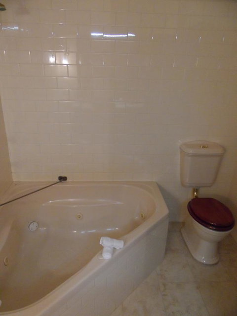 Clifton Motel & Grittleton Lodge - Surfers Gold Coast 32