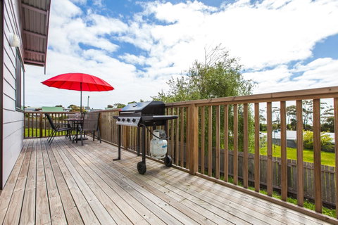 Bircoo Cottage Beach And Golf Getaway - Surfers Gold Coast 10