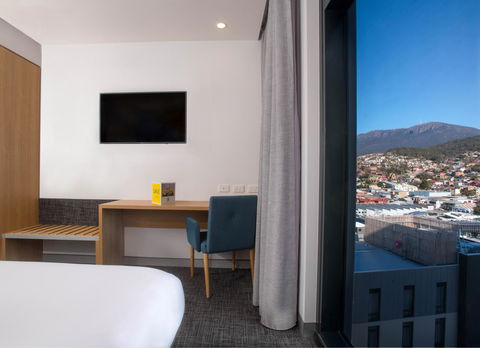 Ibis Styles Hobart - Surfers Gold Coast 7