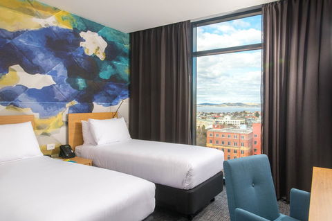 Ibis Styles Hobart - Surfers Gold Coast 6