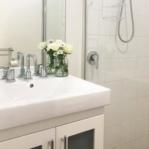 Sandy Bay Studio Apartment - Surfers Gold Coast 7