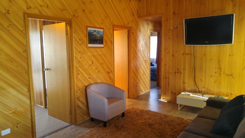 Bicheno Cabin Park - Surfers Gold Coast 28