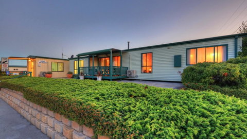 Bicheno Cabin Park - Surfers Gold Coast 16