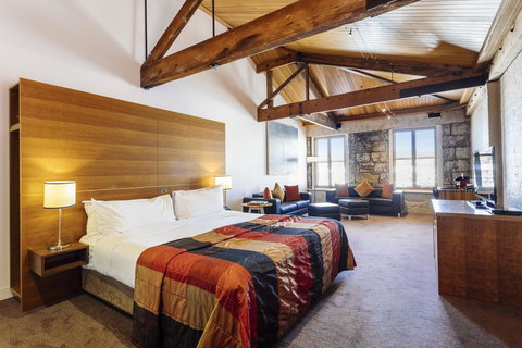 The Henry Jones Art Hotel - Surfers Gold Coast 6