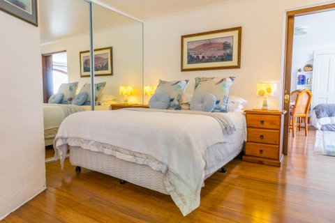 Million Dollar Views - Surfers Gold Coast 25