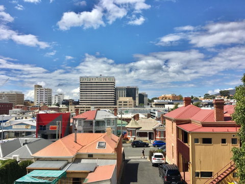 Hobart Inner City Apartment - Surfers Gold Coast 13