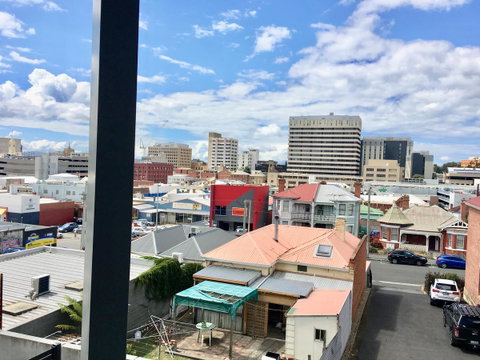 Hobart Inner City Apartment - Surfers Gold Coast 19