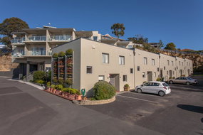 Book Hobart Accommodation Surfers Gold Coast Surfers Gold Coast