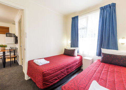 Graham Apartments - Surfers Gold Coast 31