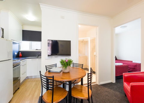 Graham Apartments - Surfers Gold Coast 29