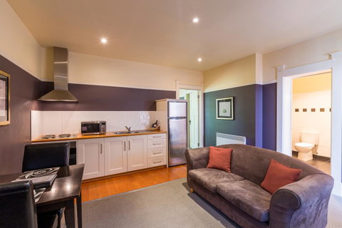 Graham Apartments - Surfers Gold Coast 38