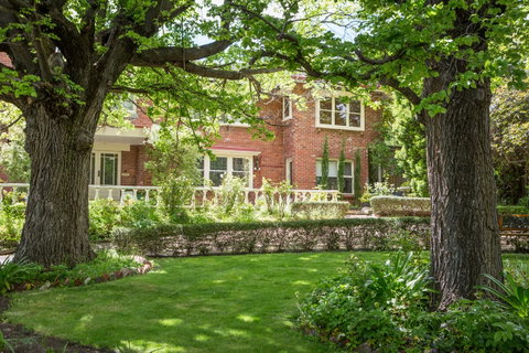 Graham Apartments - Surfers Gold Coast 0
