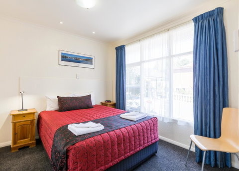 Graham Apartments - Surfers Gold Coast 30