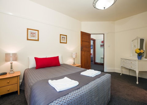 Graham Apartments - Surfers Gold Coast 27