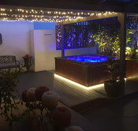 Bakers Retreat - Surfers Gold Coast