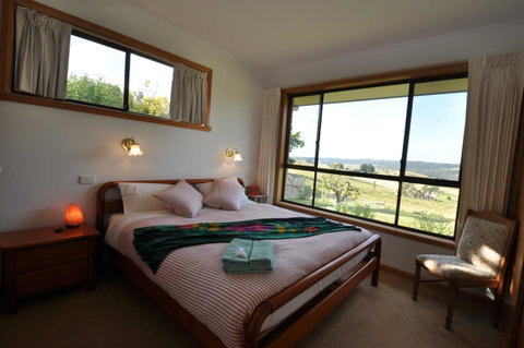 Plovers Ridge Country Retreat - Surfers Gold Coast 1