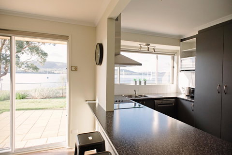 The Holiday Home People - Surfers Gold Coast 6