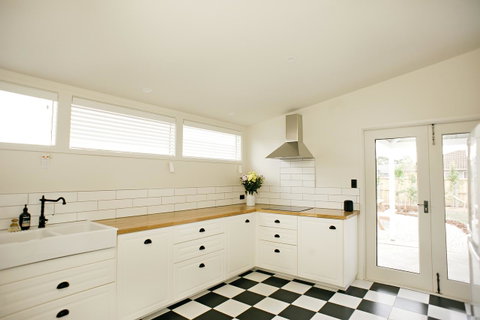 The Holiday Home People - Surfers Gold Coast 20