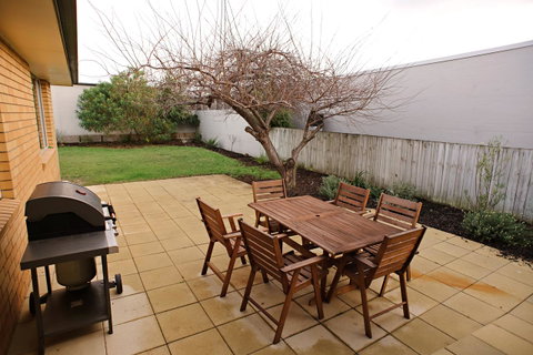 The Holiday Home People - Surfers Gold Coast 1