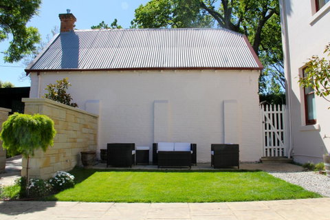 Old Bishop\'s Quarters Heritage, Modern & Unique Accommodation - Surfers Gold Coast 14