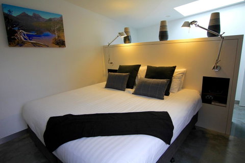 Old Bishop\'s Quarters Heritage, Modern & Unique Accommodation - Surfers Gold Coast 2
