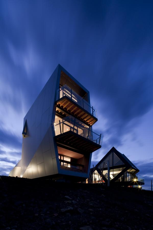 Chigwell TAS Surfers Gold Coast