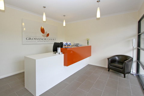 Grosvenor Court Apartments - Surfers Gold Coast 1