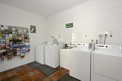 Grosvenor Court Apartments - Surfers Gold Coast 30
