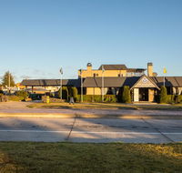 New England Motor Lodge - Surfers Gold Coast